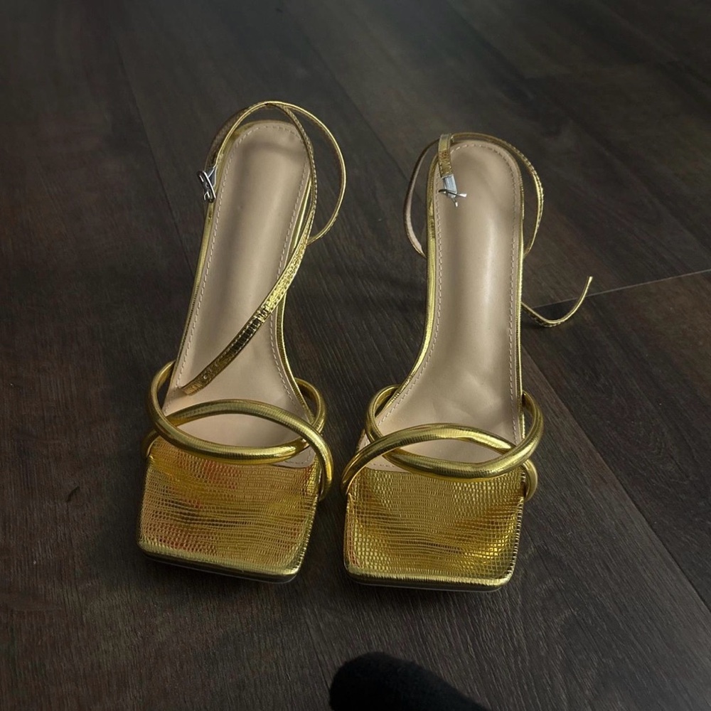Elegant Gold Strappy Women's Heels